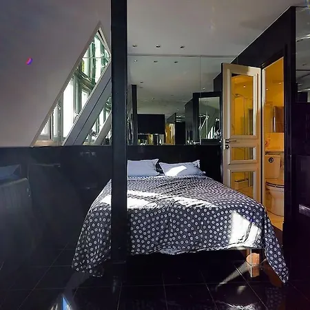 De Luxe Apartment Paris