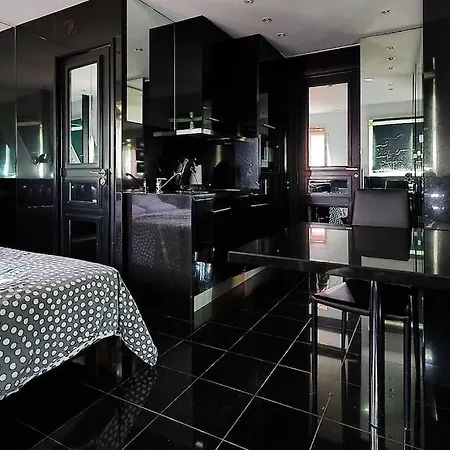 De Luxe Apartment