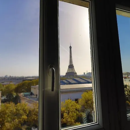 De Luxe * Paris